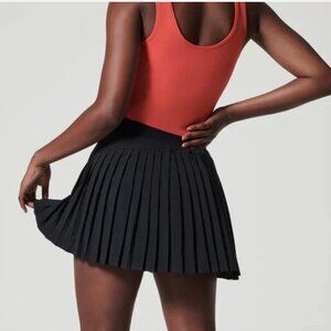 NWT Spanx Get Moving Pleated Skort Style 50273R in Black Size Large